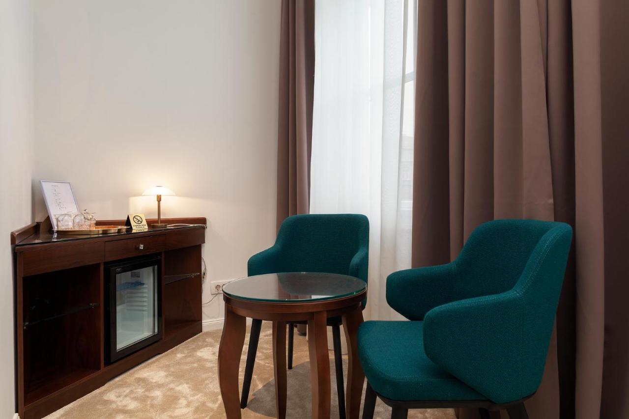 Luxury Rooms Tilia Zagreb Bagian luar foto