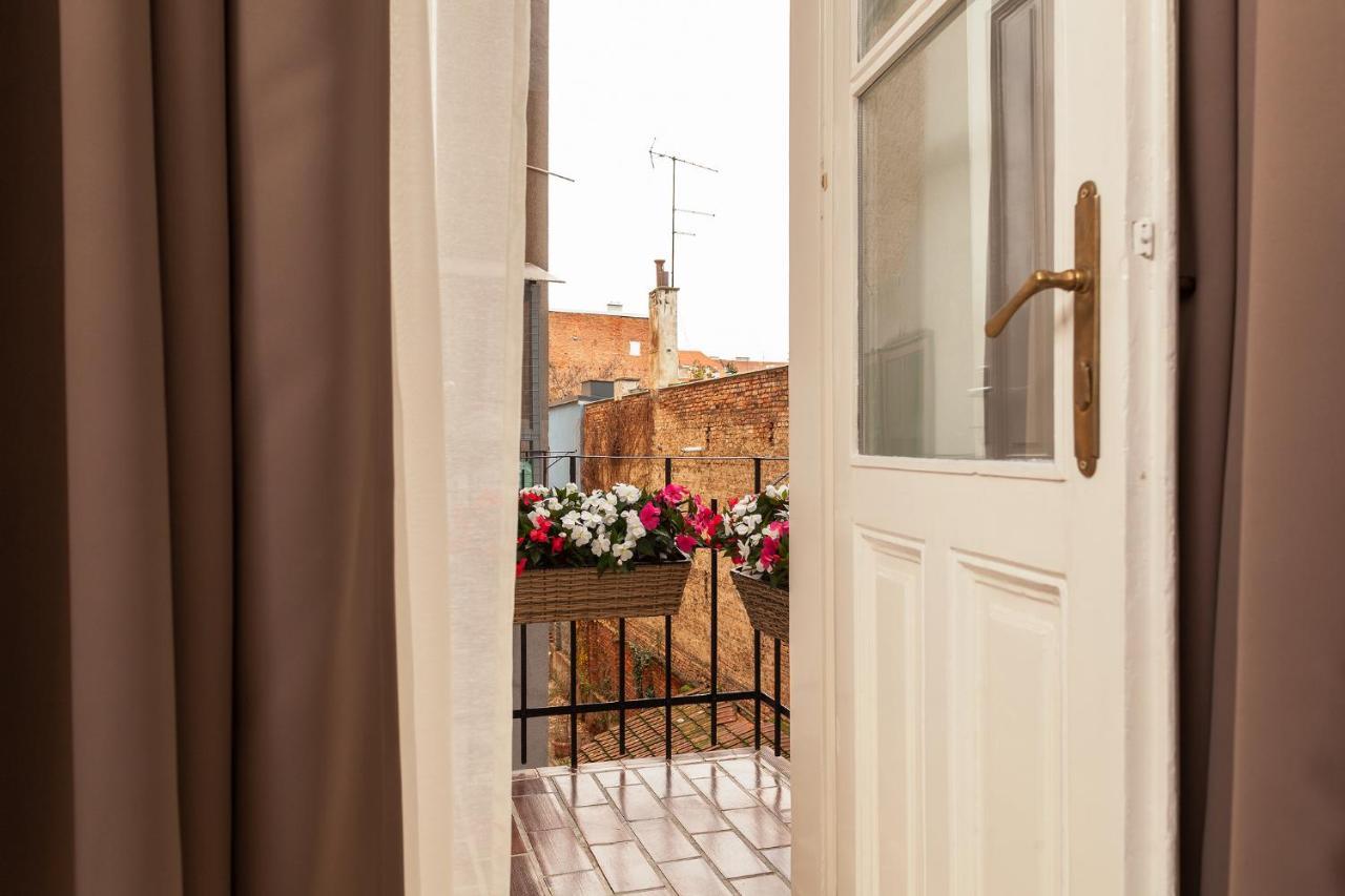 Luxury Rooms Tilia Zagreb Bagian luar foto